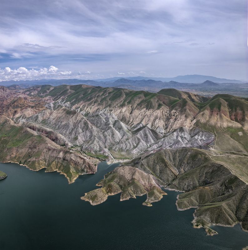 Азатское водохранилище в Армении фото превью