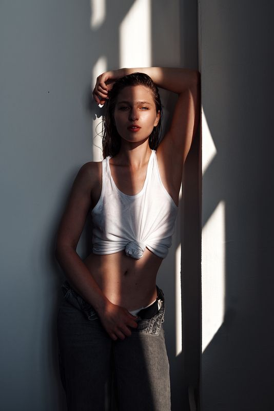 студийный портрет, девушка, 2025, свет Ульяна фото превью