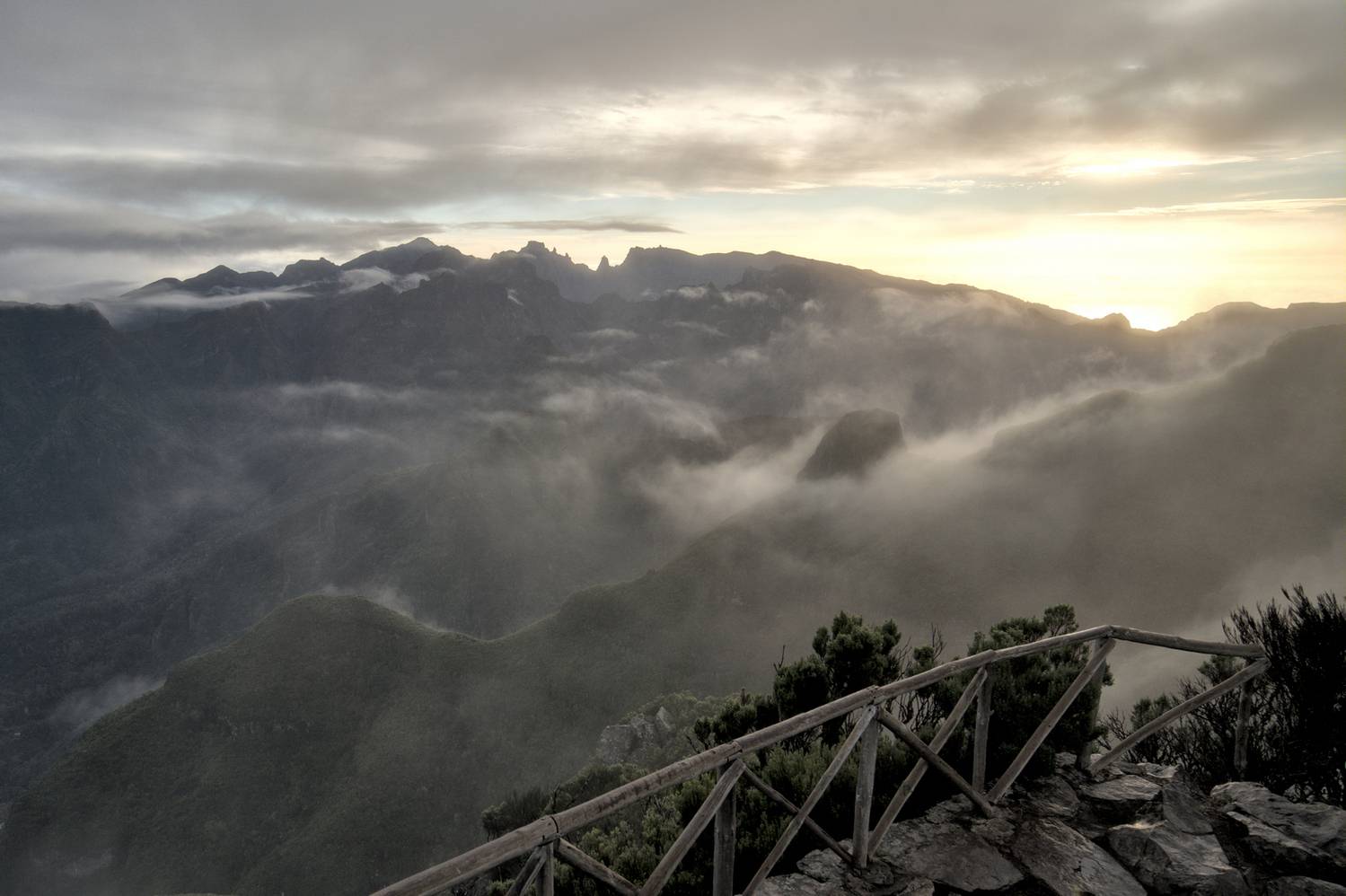 Madeira, landscape, sunrise, mountains, mist, fog, peak, view, viewpoint, Rafal