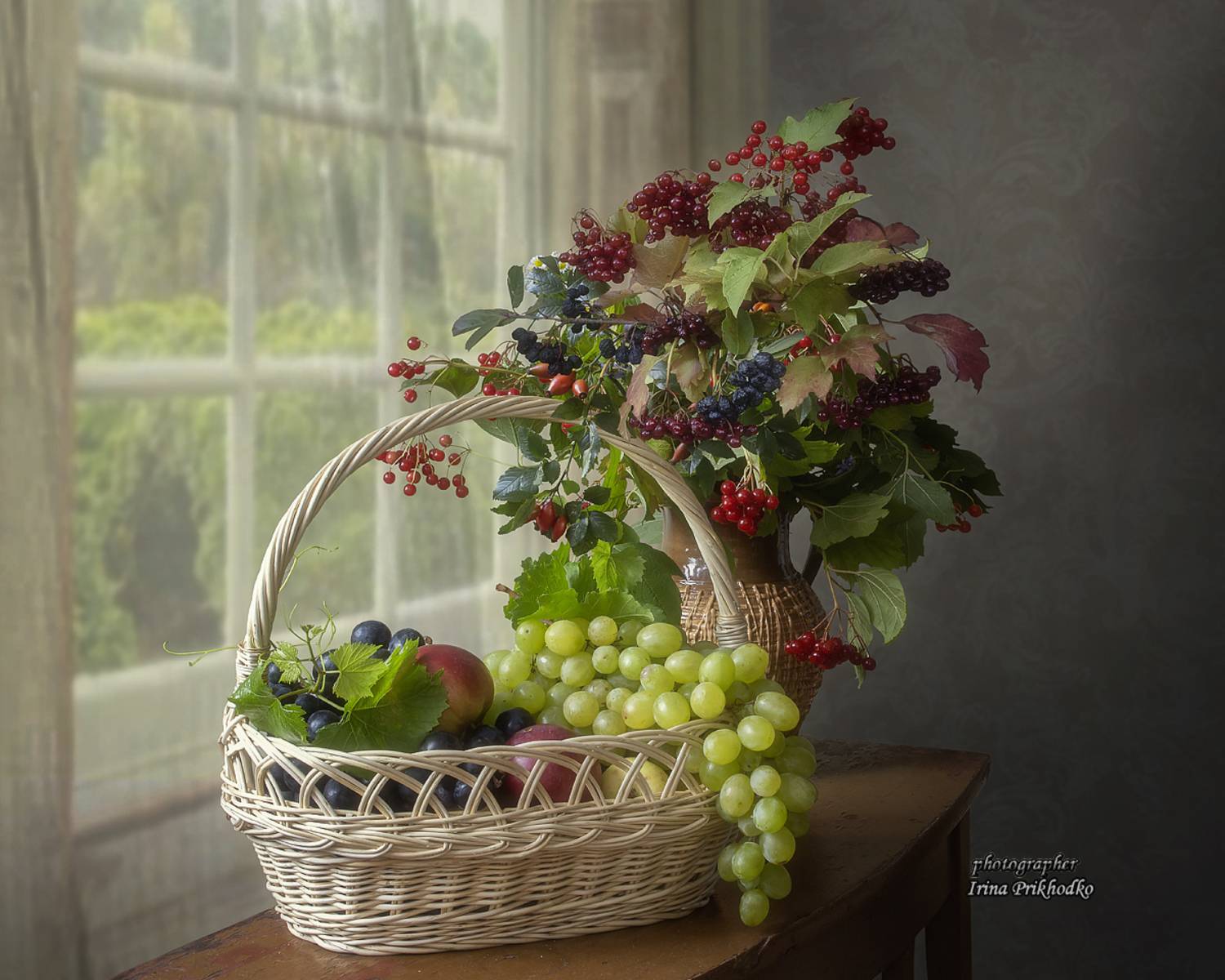 натюрморт, осень, осенний букет, фрукты, Приходько Ирина