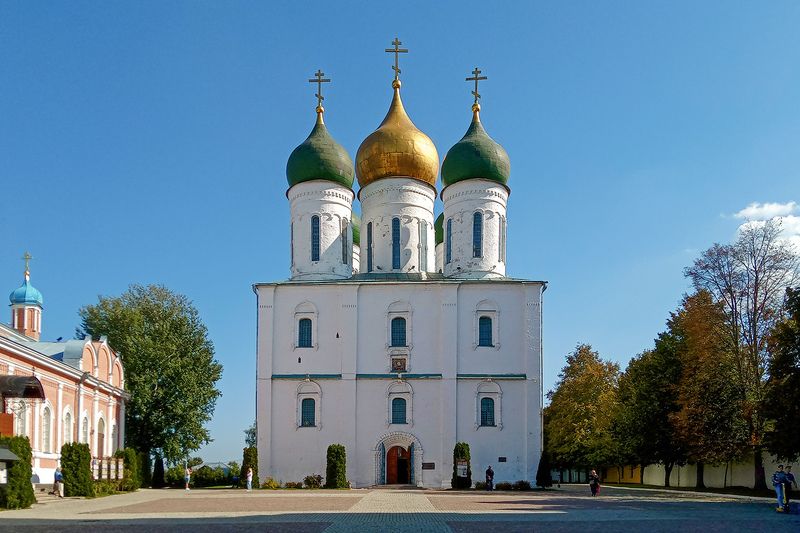 коломна, храм, успенский кафедральный собор коломна Коломна. Успенский собор. фото превью