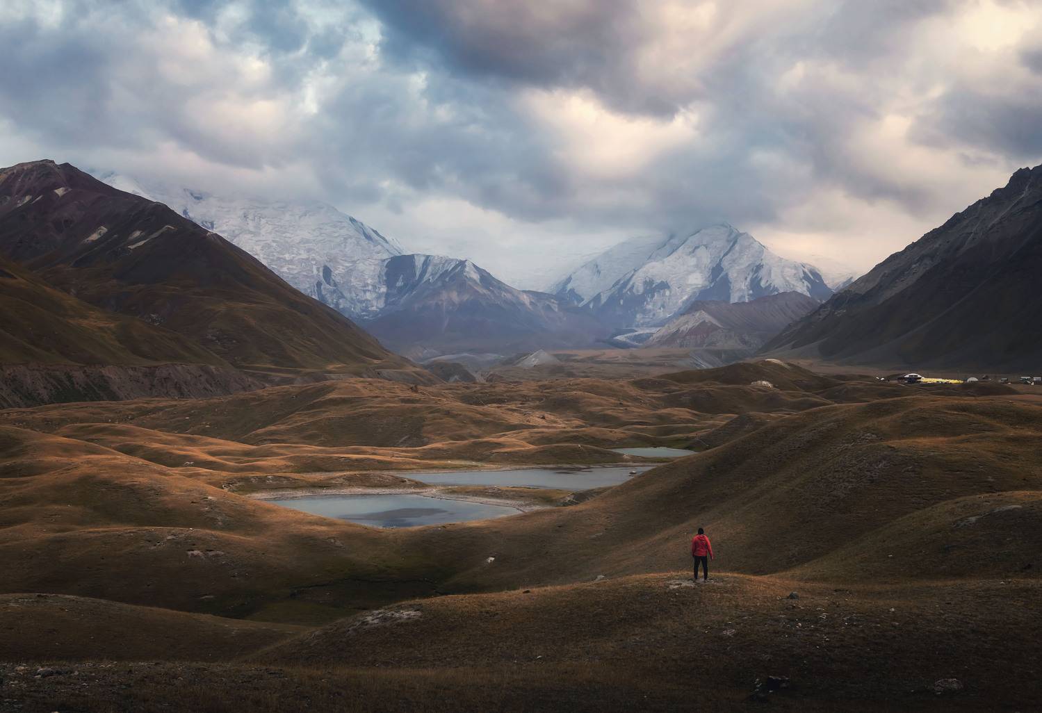 , Грамаков Юрий