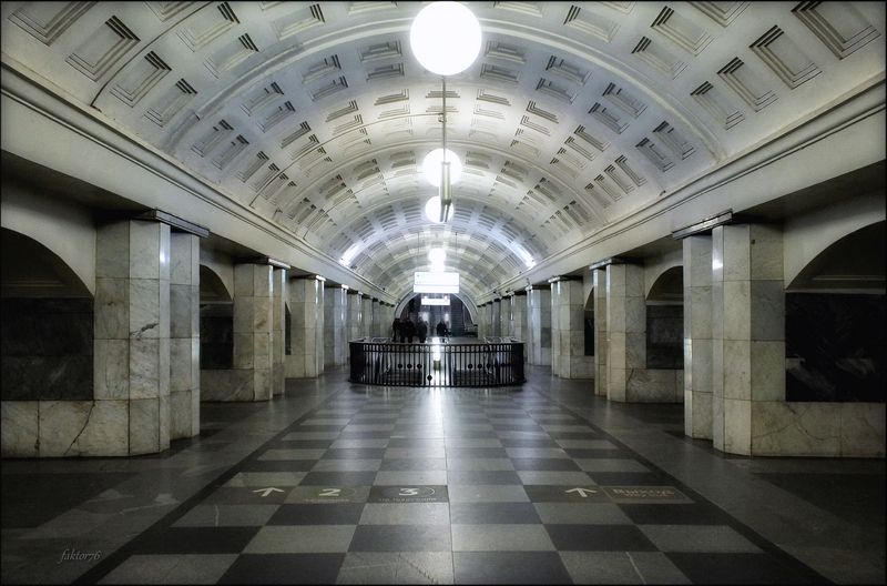 станция метро Охотный ряд Москва фото превью