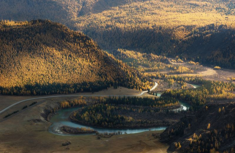 Чуйские изгибы в золотую осень фото превью