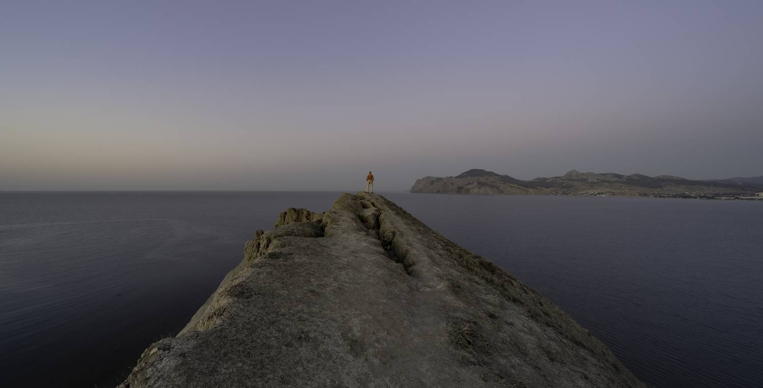 Россия, Крым, Феодосийский район, Коктебель, Тихая бухта, мыс Хамелеон, Кара-Даг, рассвет, , Гаврилов Юрий