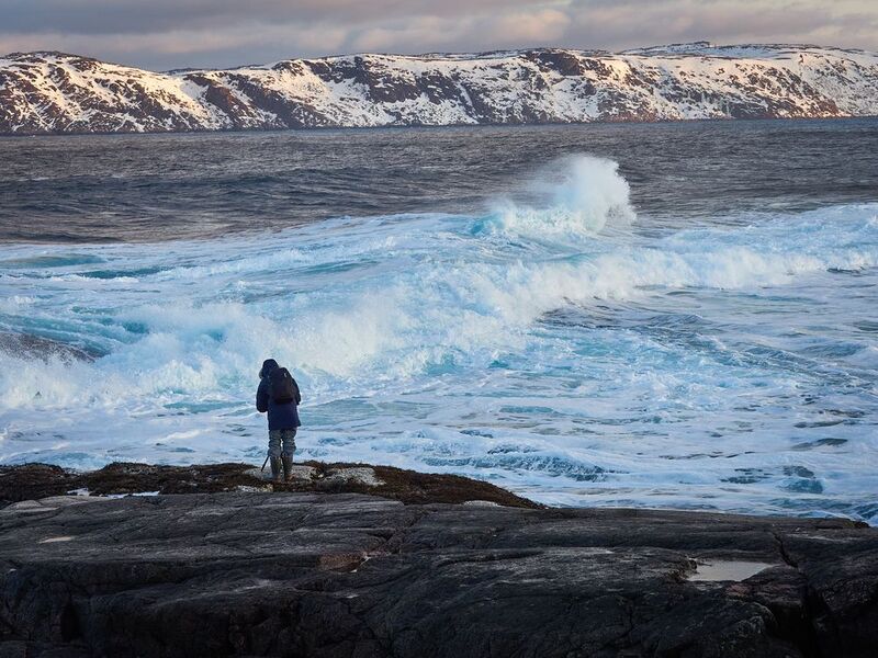 кольский, териберка, баренцево море, волны Ловец волн фото превью