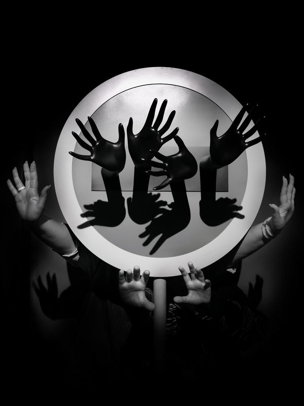 рука, помощь, свет, тьма Протяни руку фото превью