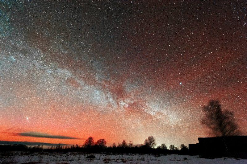 red airglow, андромеда, вега, денеб, млечный путь, свечение атмосферы, туманности Red Airglow фото превью
