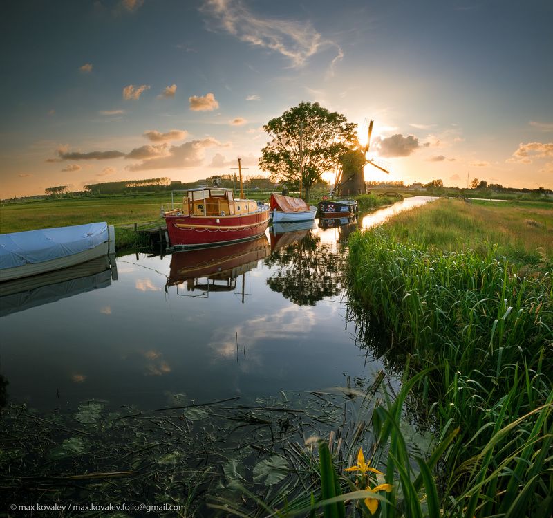 europe, holland, boat, chanel, evening, grass, grassland, horizon, meadow, mill, silence, summer, sunset, tree, village, голландия, европа, вечер, горизонт, деревня, дерево, закат, канал, лето, лодка, луг, мельница, тишина, трава Вечерняя тишь (панорамный вариант). фото превью