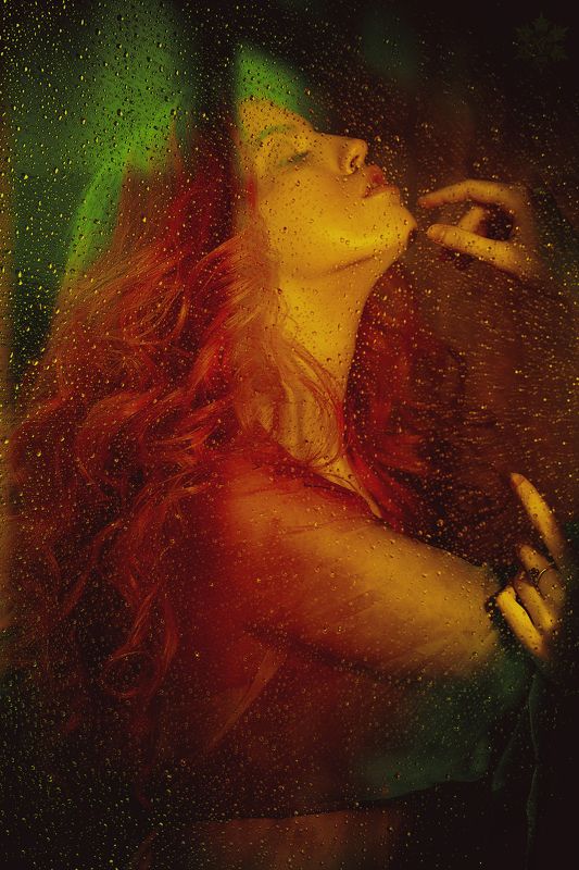 Девушка цвет дождь вода Colored rain фото превью