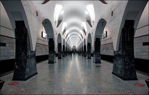 станция метро Волоколамская . Москва