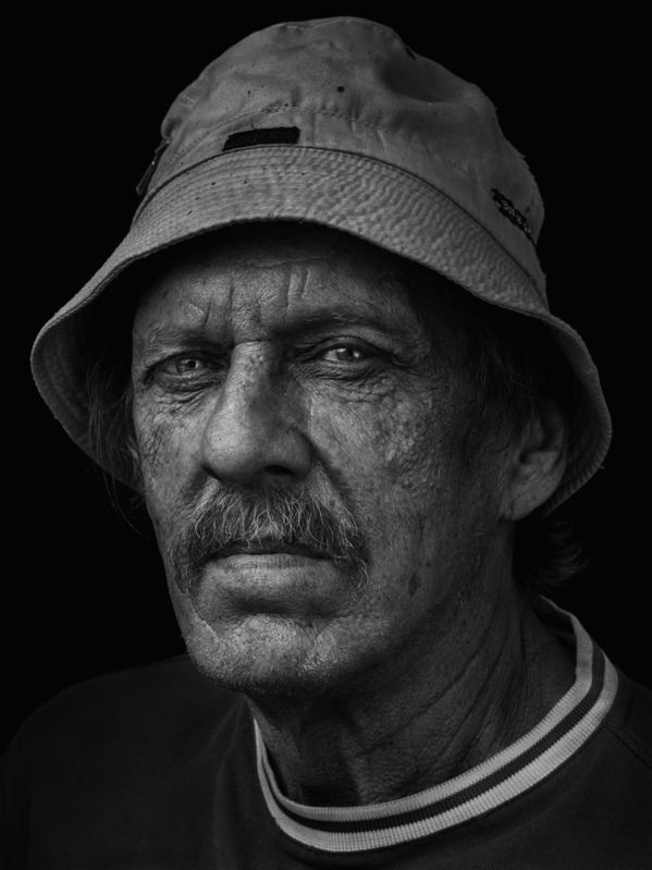 portrait man black and white Простые люди фото превью