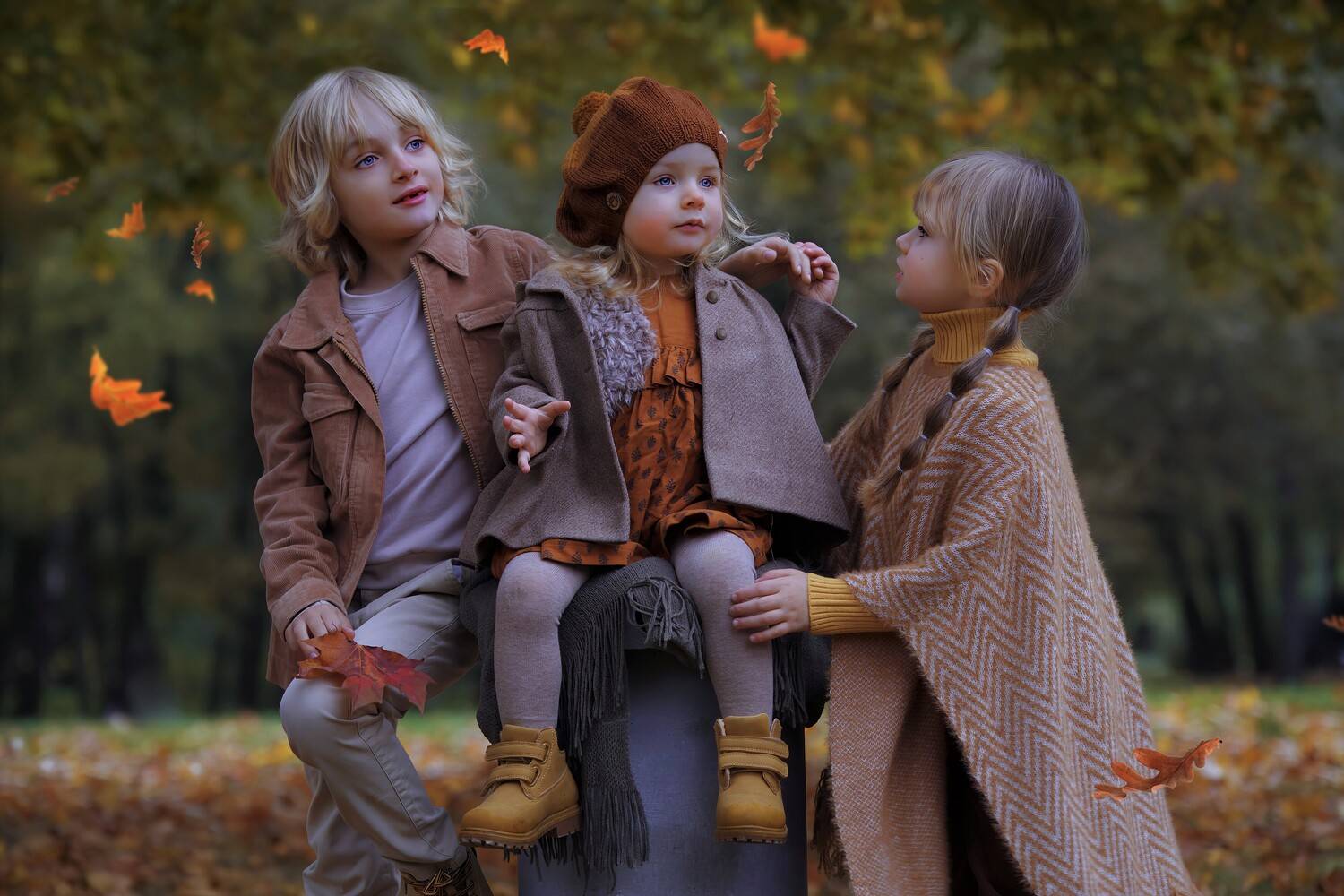 Дети, осень, парк, осенние листья, Герцен Наталья