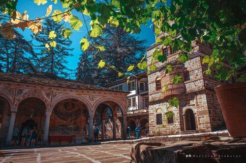 Troyan Monastery - Троянски манастир