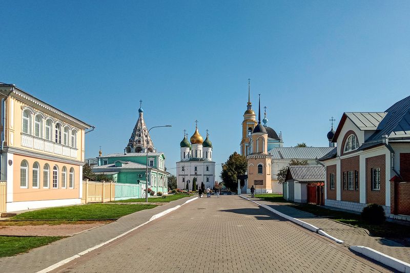 коломна Коломна. Кремль. Улица Лазарева. фото превью