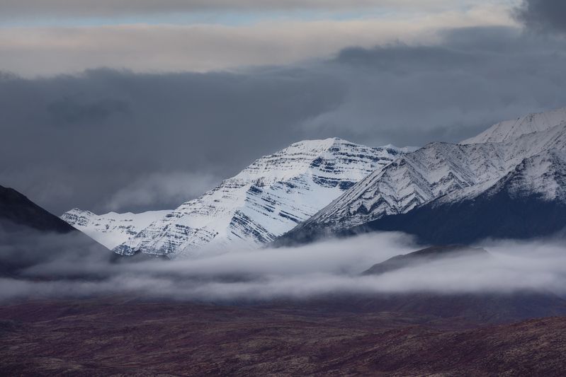 республика_саха_якутия саха якутия оймяконский_улус оймяконье хребет_сунтар-хаята гора_палатка осень Вид на г. Палатка фото превью