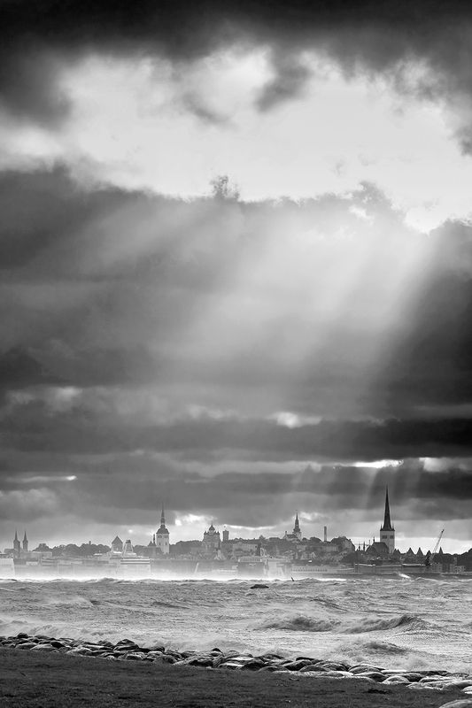 Old Tallinn. фото превью