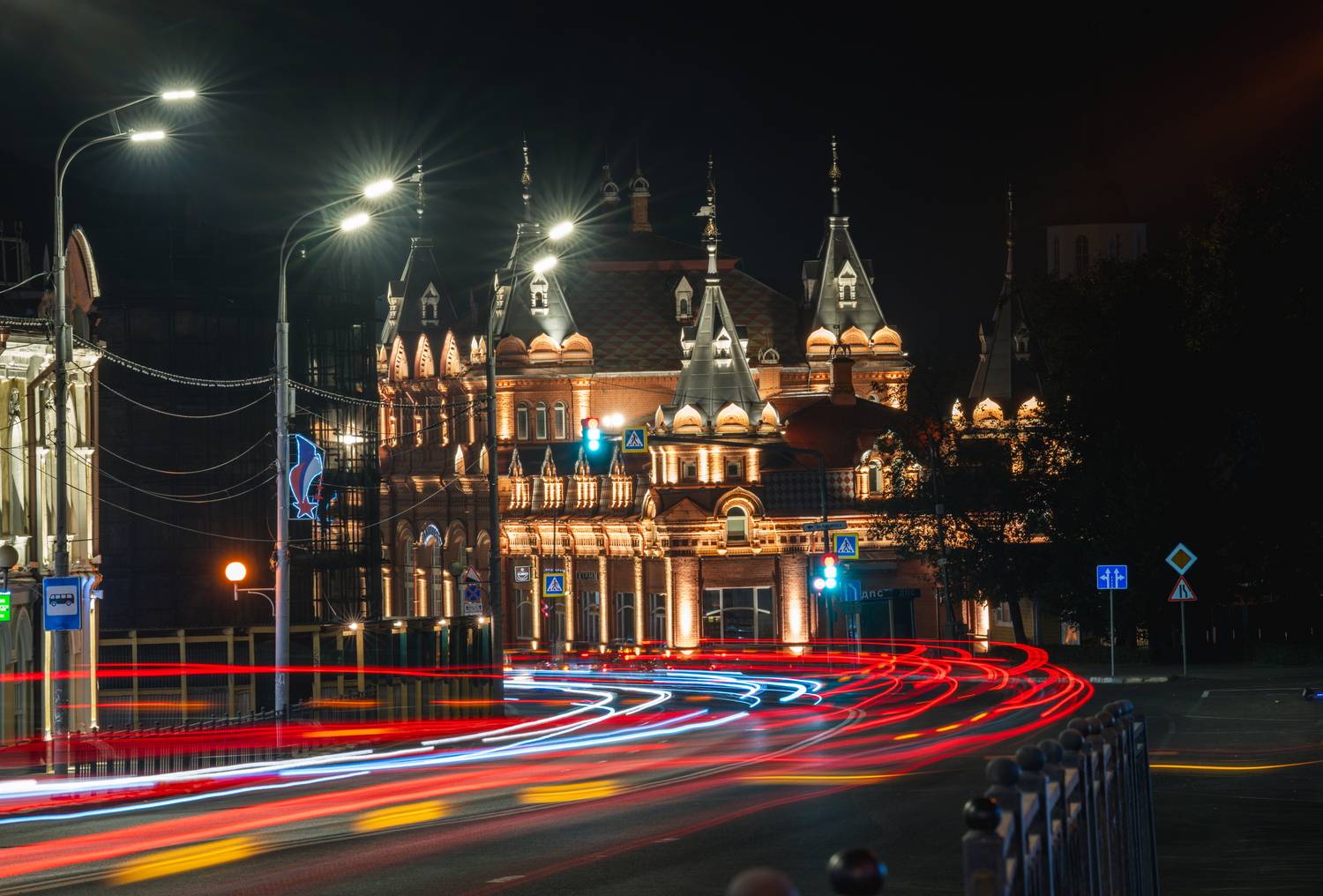 , Дэм Константин