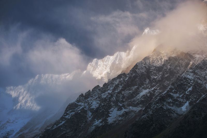 рассвет, кавказ, горы, кбр, тихтенген На рассвете фото превью