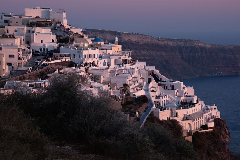 Fira blue hour фото превью