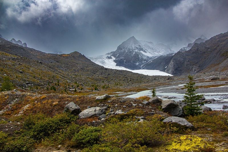 Горы далекие фото превью