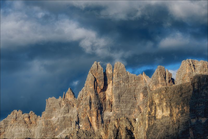 доломитовые альпы,италия,village,осень,mountain,деревня,церквушка,monte pelmo,santa lucia,тени,alps,лиственница,dolomites,свет,selva cadore,church,scenery peak Зубы Дракона фото превью