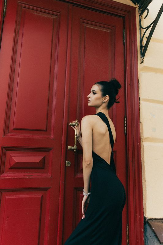 Красная дверь фото превью