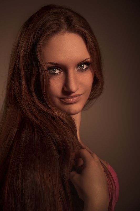 Студийный портрет фото превью