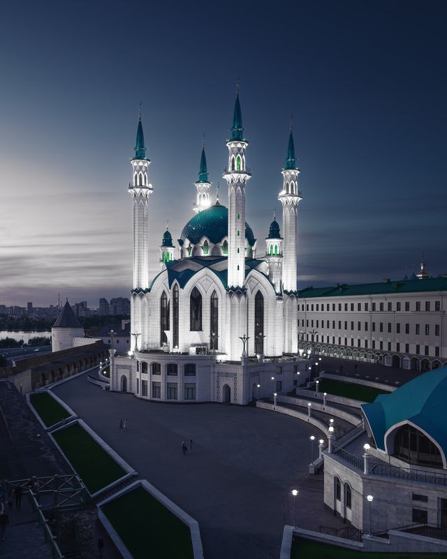 Вечер в Никольской башне фото превью