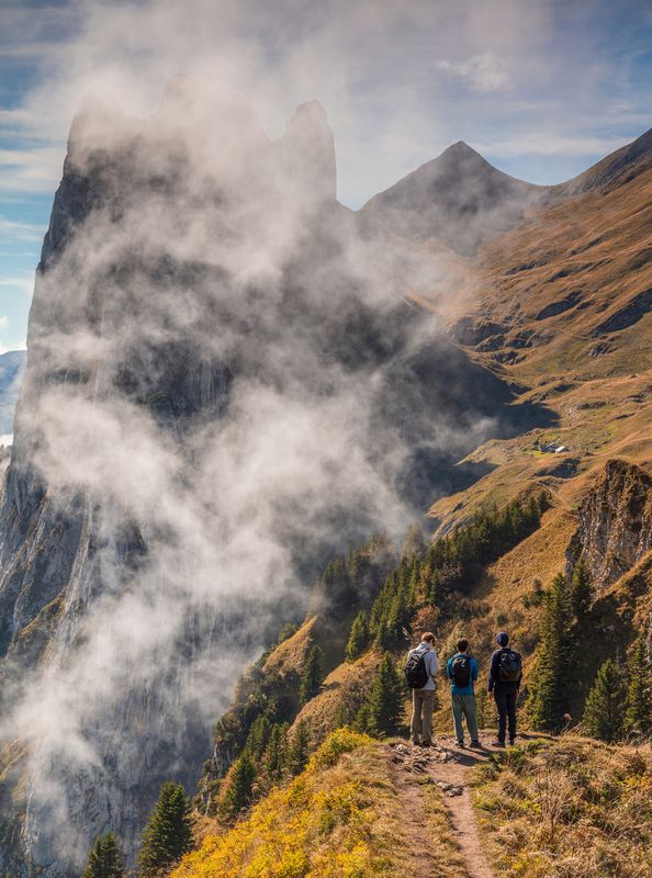 with head in the clouds фото превью