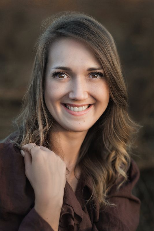 Катя в льняных полях фото превью