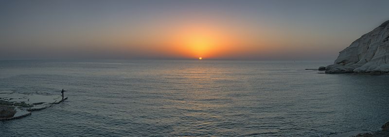 Закат солнце море скала Рош Аникра  Sunset фото превью