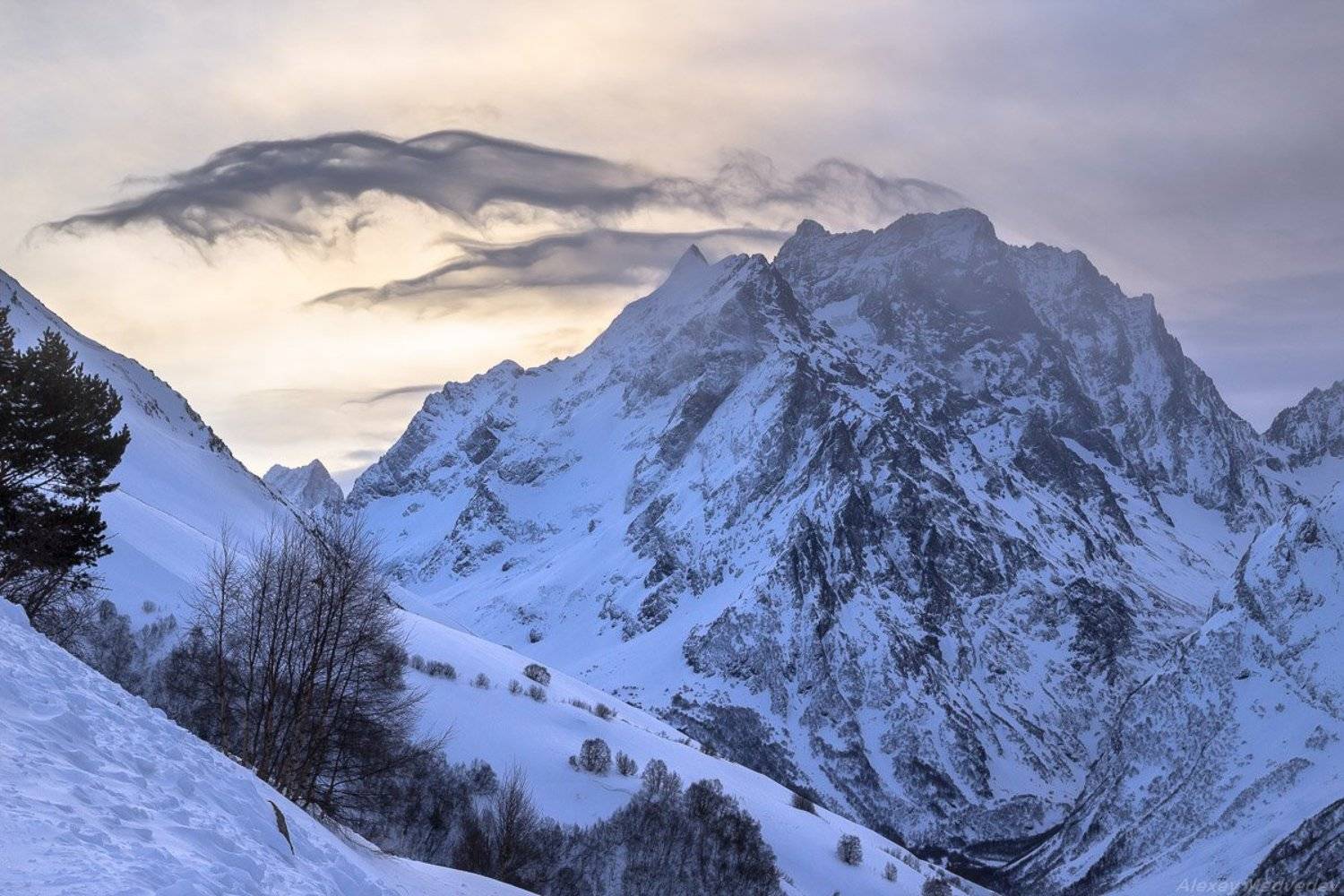 кавказ, домбай, зима,  снег, ущелье, горы,  сумерки, Алексей Медведев