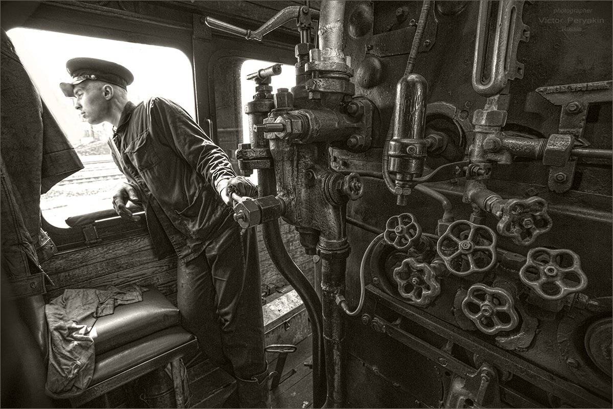 , Виктор Перякин