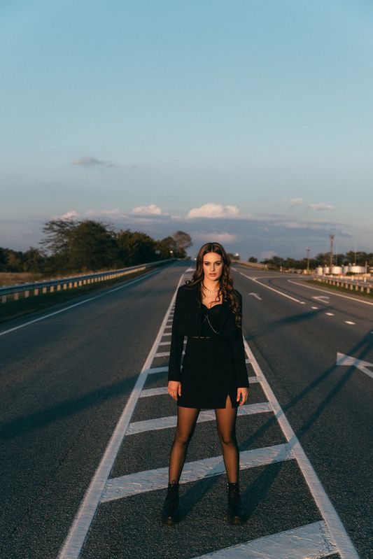 На дороге фото превью