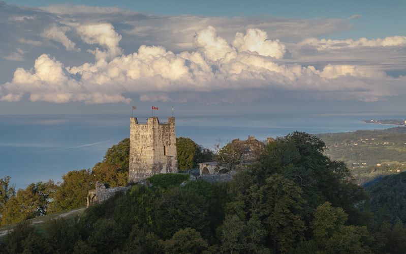 Анакопийская крепость в Новом Афоне фото превью