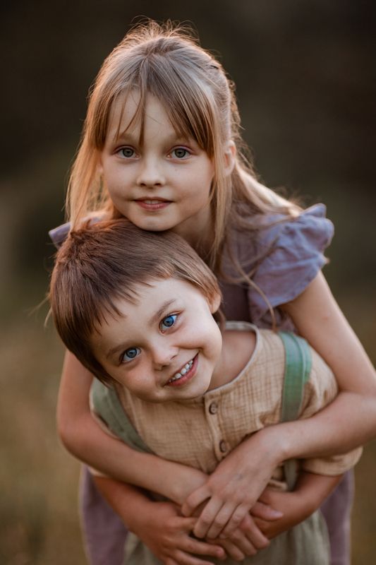 children summer Anna and George фото превью