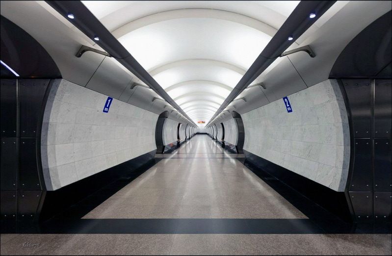 станция метро Международная. Москва фото превью