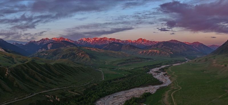 На рассвете фото превью