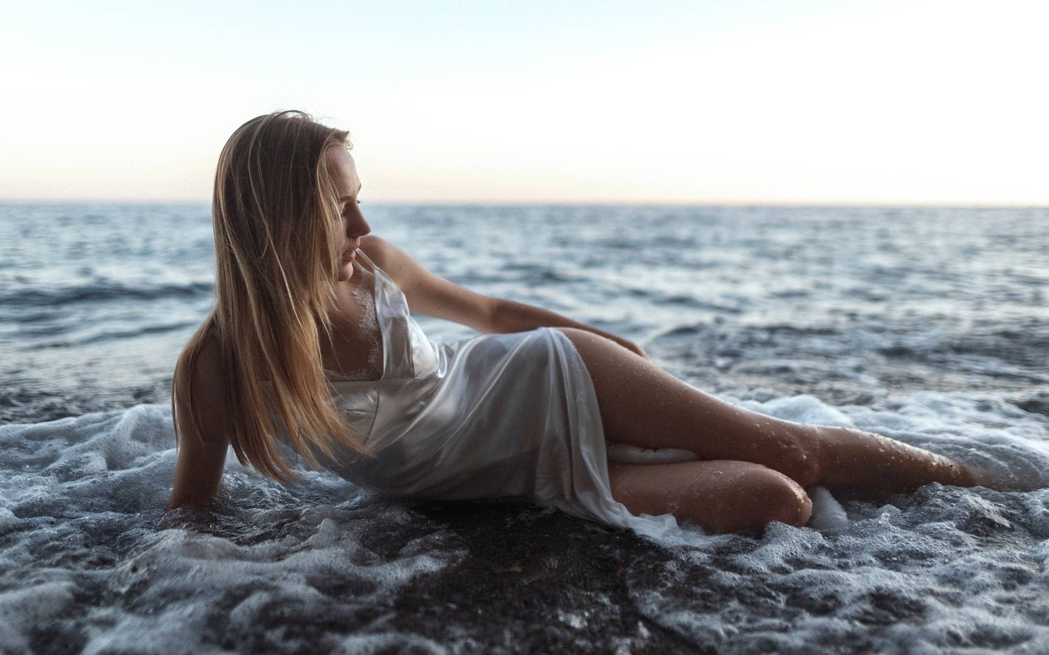 #sea #beach #sunset #girl #dress #waves #ocean #coast #nature, Александр Кислов