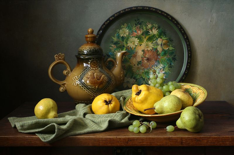 айва, фрукты С айвой и грушами фото превью