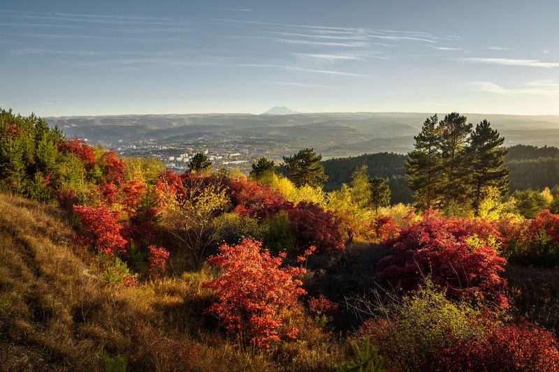 кавказ, кавказские минеральные воды, кмв, кисловодск, осень, город осенью, осенний город, осень, краски осени Один южный город осенью фото превью