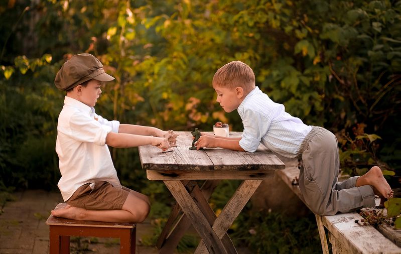 истории из детства, мальчишки, фотография, цвет, свет, жанр, дети, детство Истории из детства. Мальчишки фото превью