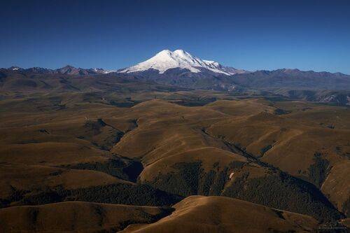 Завтрак с видом на Эльбрус