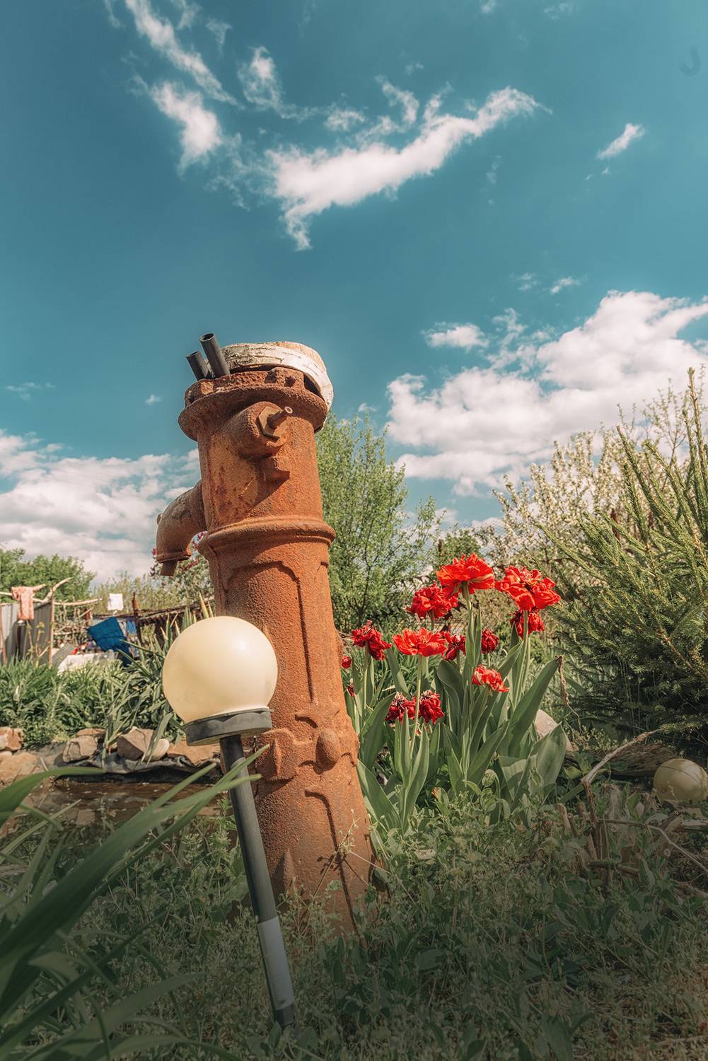 Водоразборная колонка маки,  Мария