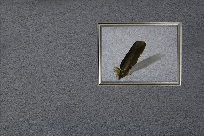 Серый минимализм фото превью