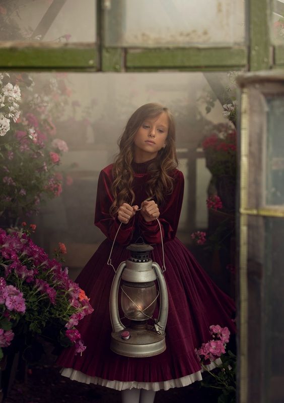 постановочная фотография, необычное, модель, портрет, настроение, художественная работа, / When summer leaves_______/ фото превью