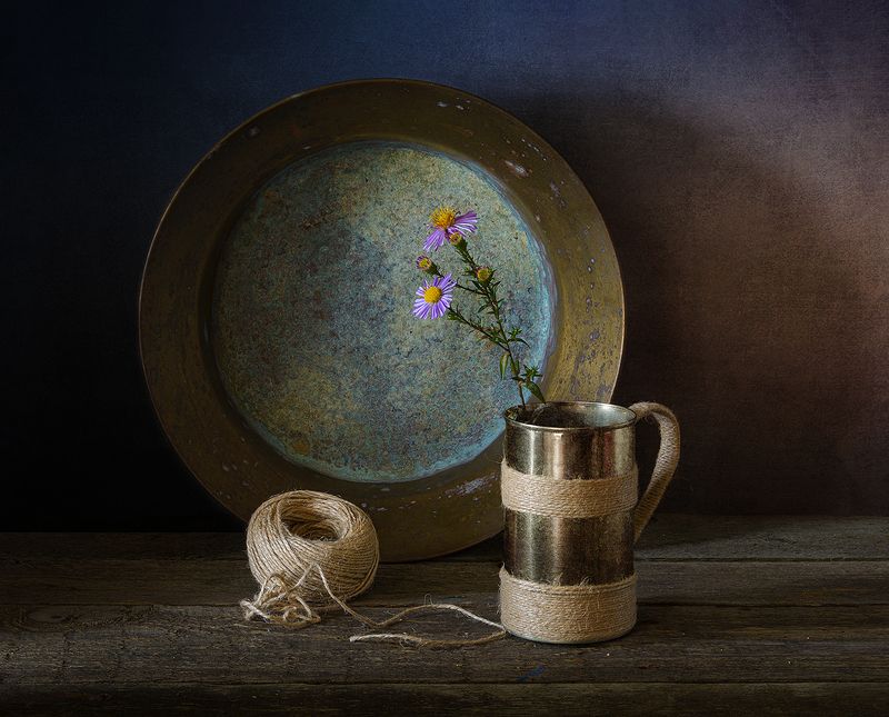 кружка, бечевка, сковорода, цветок  фото превью