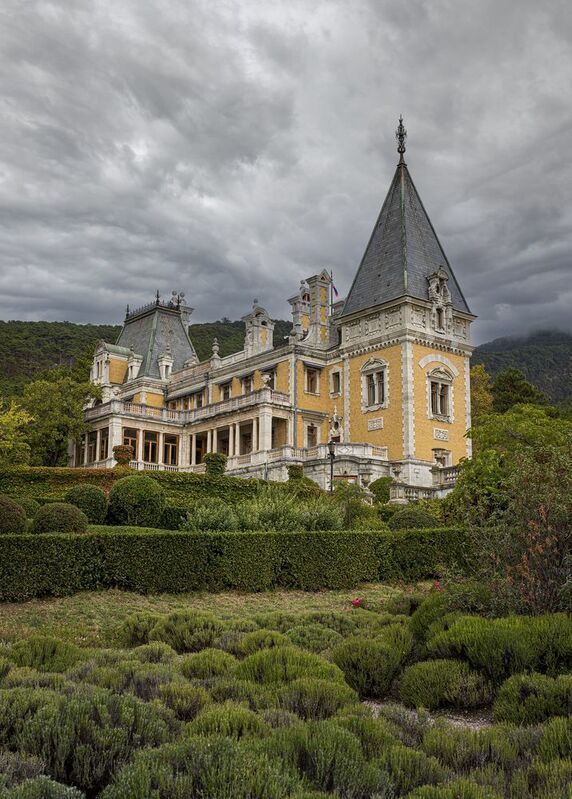 дворец, массандра, крым, ялта, архитектура, памятник, россия, император Массандровский дворец фото превью