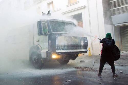 REVUELTA SOCIAL / ESTALLIDO SOCIAL